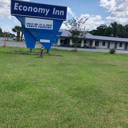 Economy Inn - Lawtey Zewnętrze zdjęcie