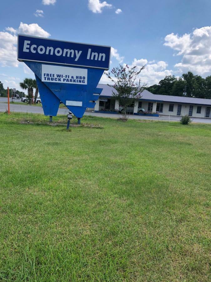Economy Inn - Lawtey Zewnętrze zdjęcie